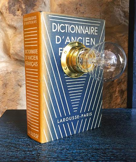 Livre Lampe 'Dictionnaire d'ancien français'