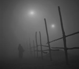 [IZU] ETERNAL LIGHT - Photographies de Kenro Izu. Texte de Juhi Saklani